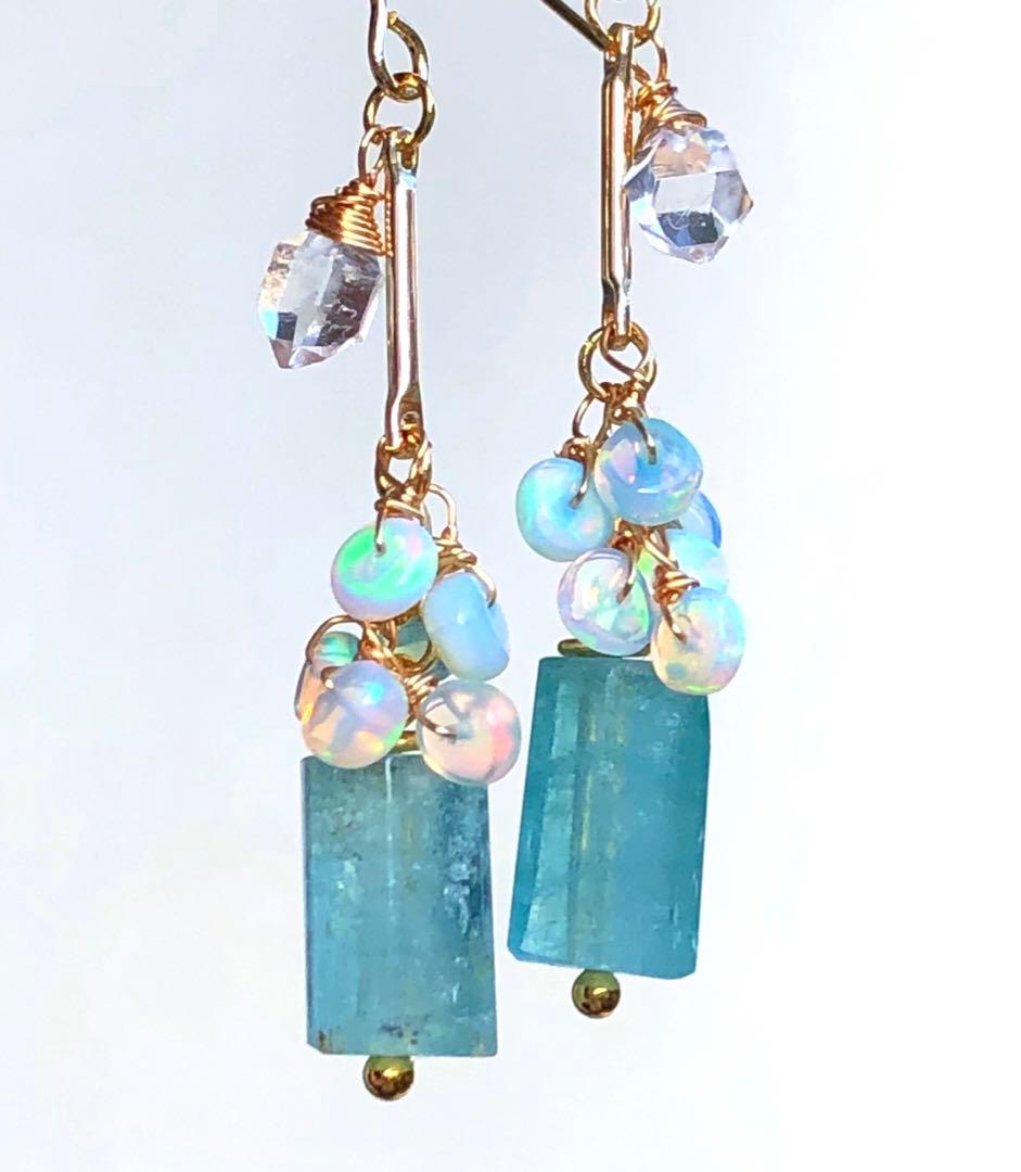 天然石☆極上大粒ミントエメラルド×極上ダイヤモンドクォーツのピアス14kgf