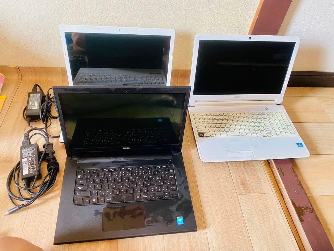DELLとNECのノートPC i7-i5-3セット( ジャンク)
