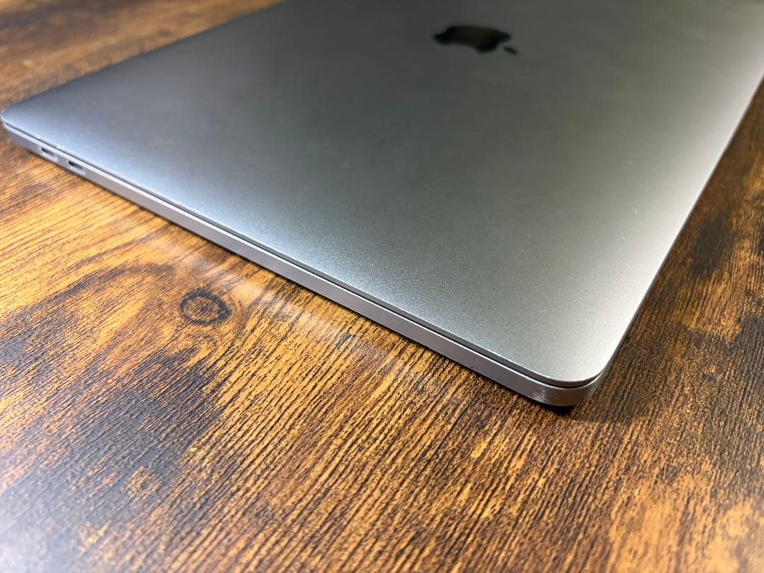 MacBook Pro 2019 13インチ Intel
