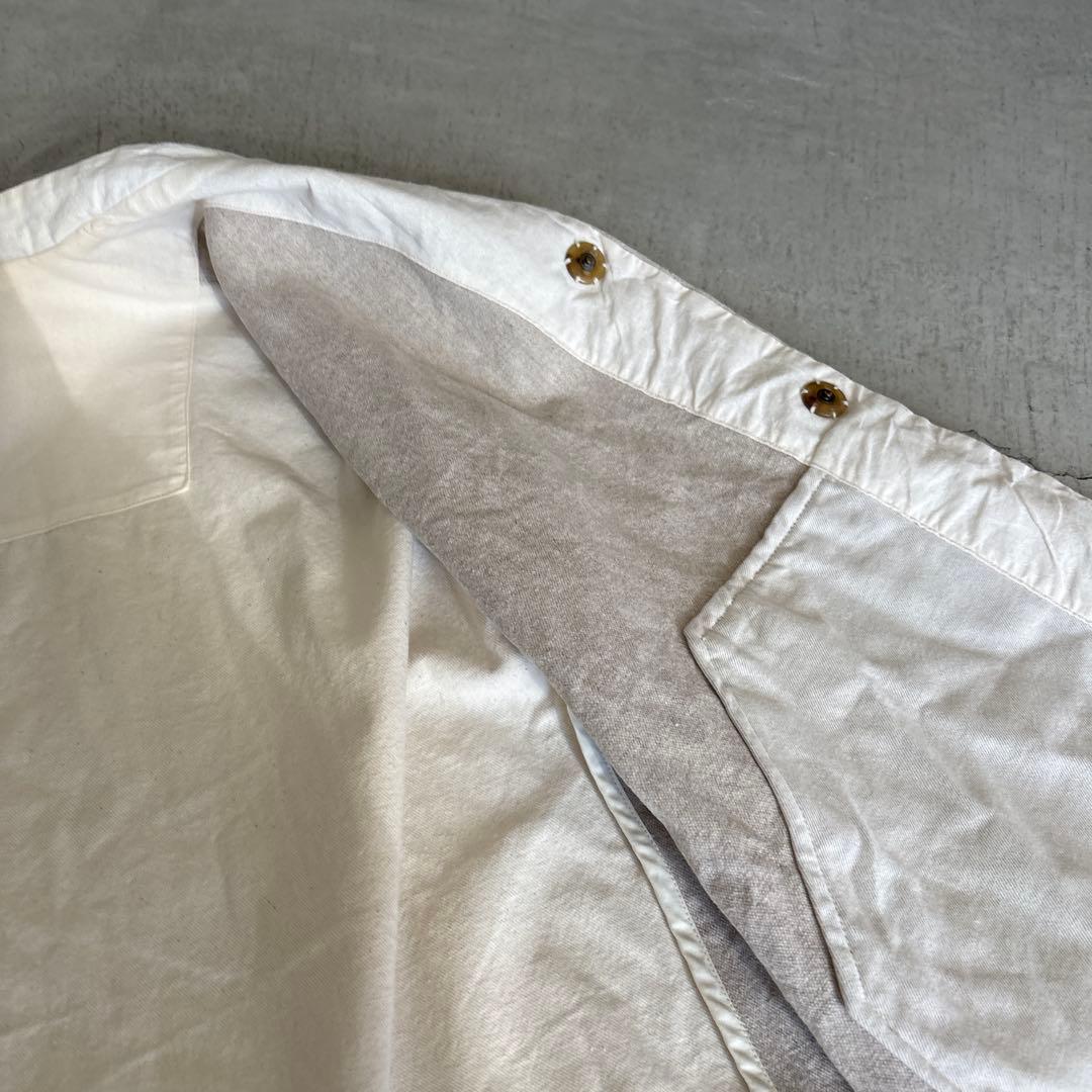 奥田早織さん　コート