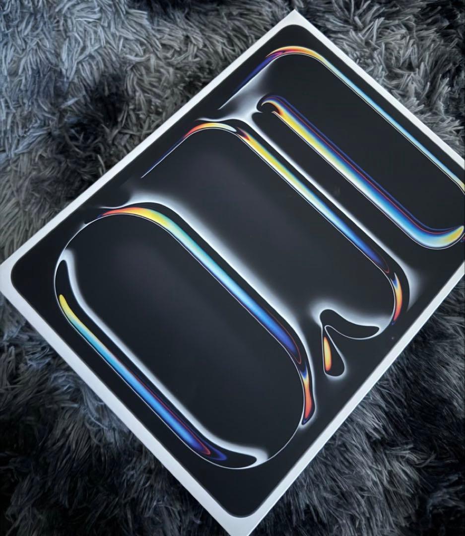 iPad Pro M4 13インチ Wi-Fiモデル 1TB + 純正カバー