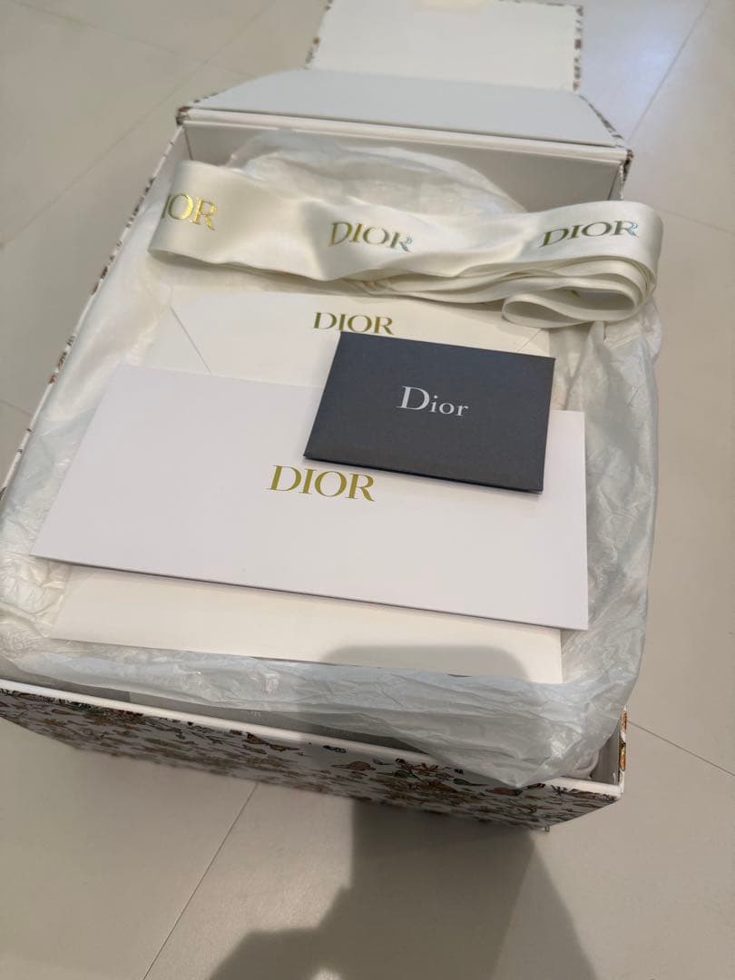 けろちゃん様クリスチャンディオールブックトート　スモール　バタフライ