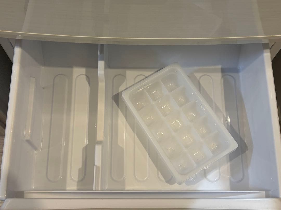 シャープ 冷蔵庫 SJ-D14C-W 137L 2ドア 右・左開き付け替えタイプ