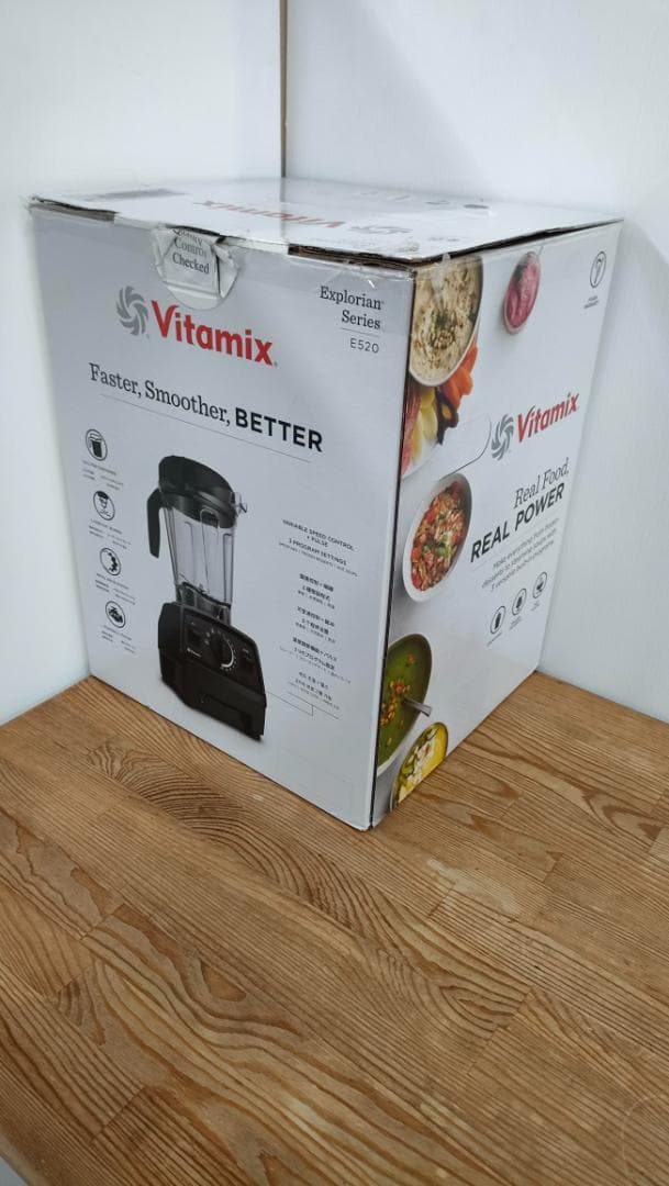 【目立った汚れなし】Vitamix E520 ホワイト　保証書あり　1615