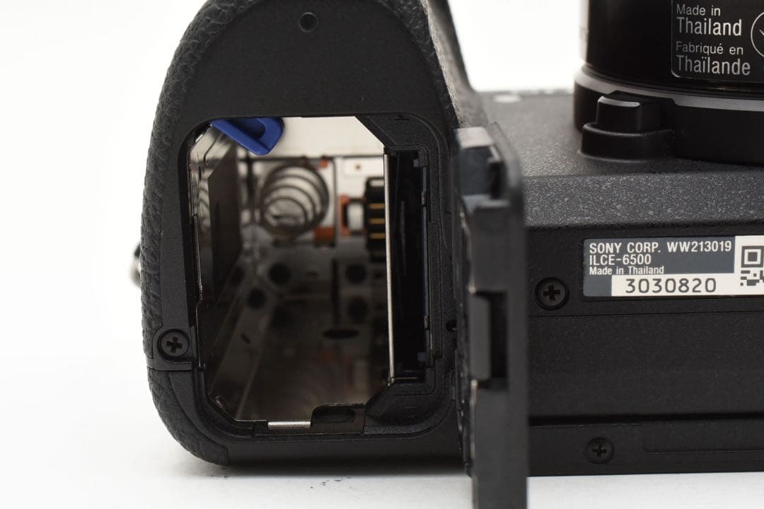 美品　SONY α6500 ミラーレス一眼 Wi-Fi搭載