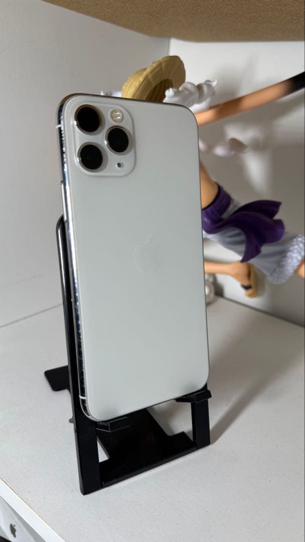 Apple iPhone 11 Pro シルバー 64GB100%