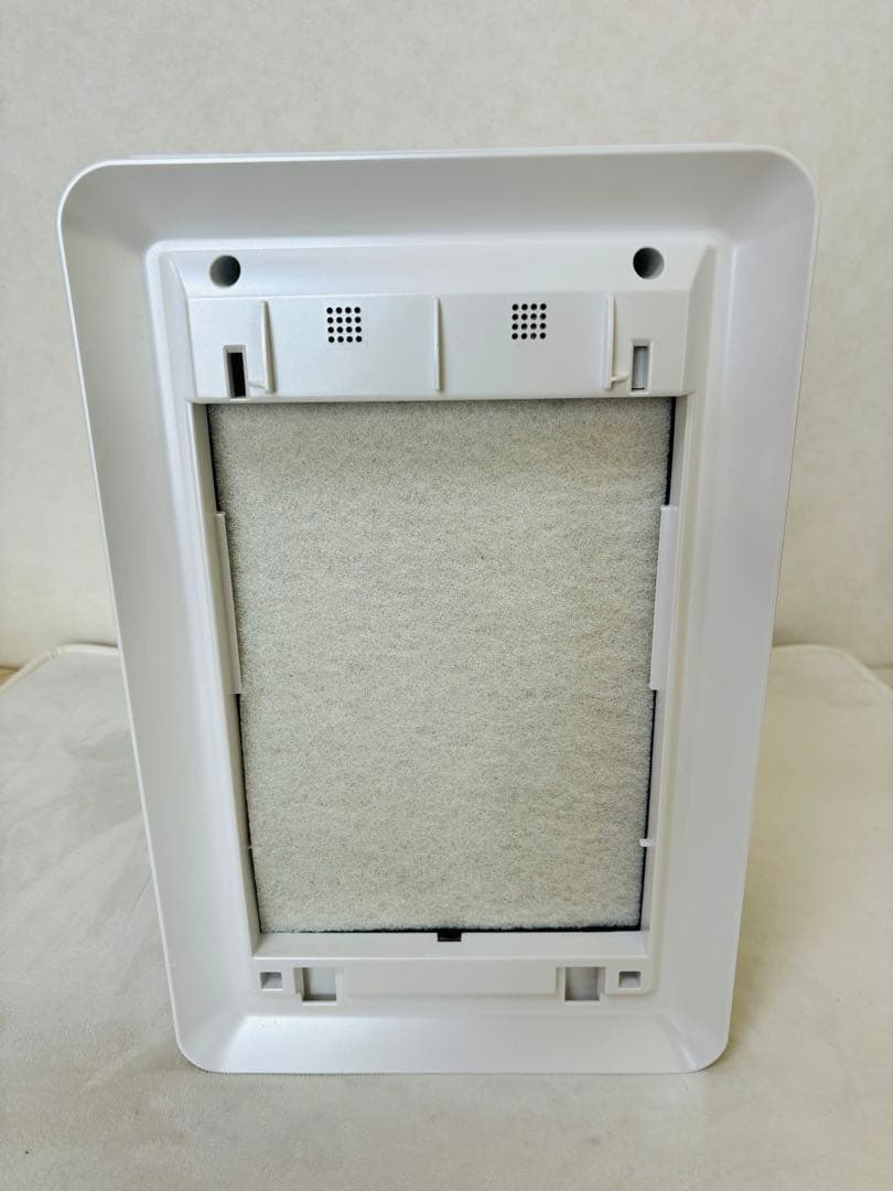 富士通ゼネラル　加湿脱臭機　プラズィオン　DAS-303R-W　2024年製