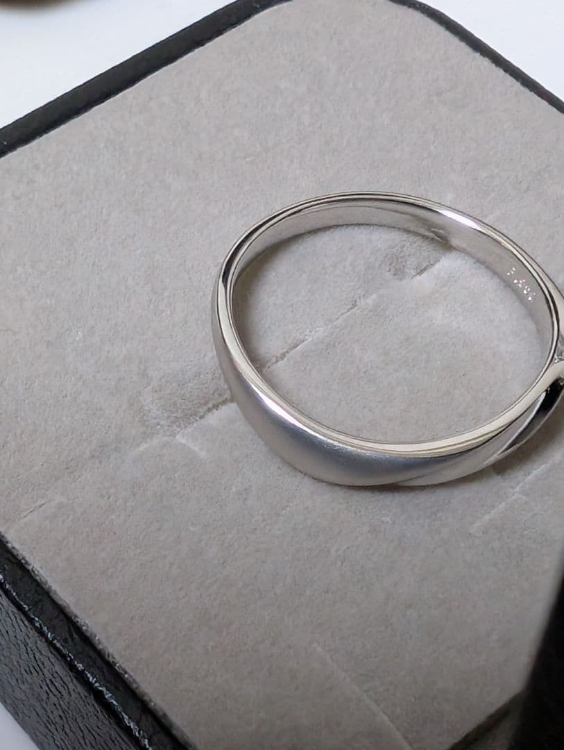 【最終値下げ】【匿名発送】TSUTSUMI プラチナマリッジリング　13号