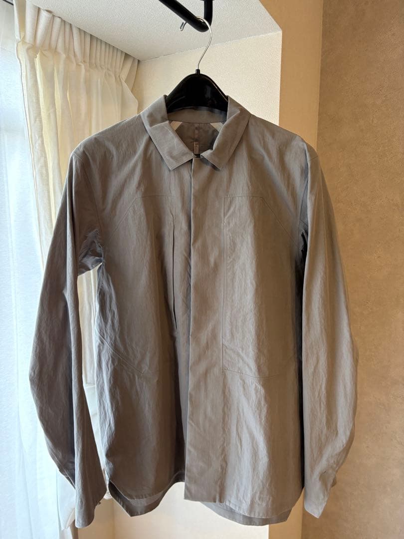 美品！ヴェイランス　コンポーネントオーバーシャツ　M ジップシャツ　グレー