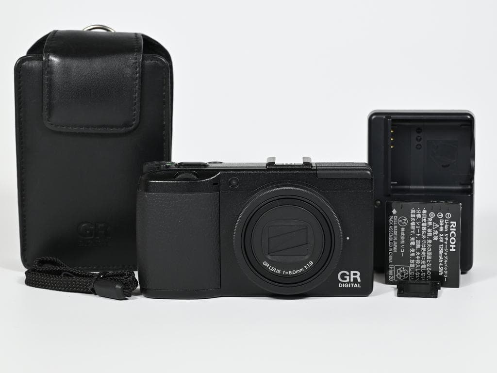 【超美品】 リコー　RICOH GR DIGITAL III《ショット数859》