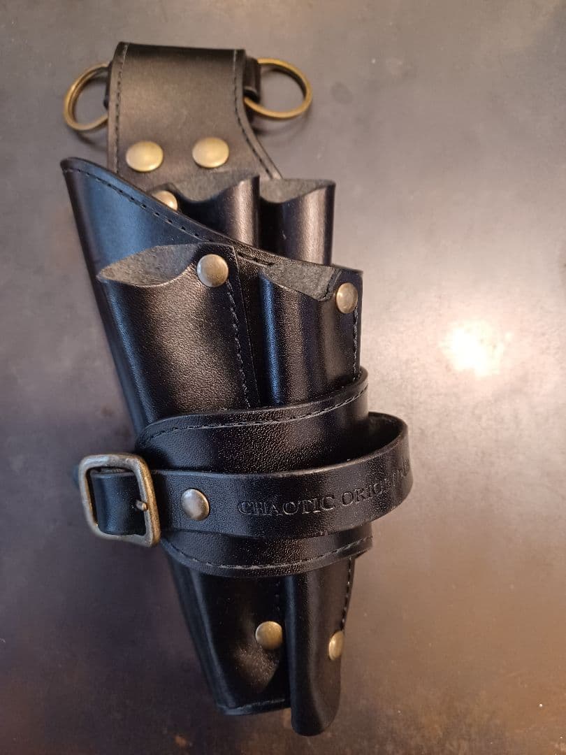 シザーケース　スタイリスト　腰ベルト　高級　コンパクト　カオティックオリジンダブ