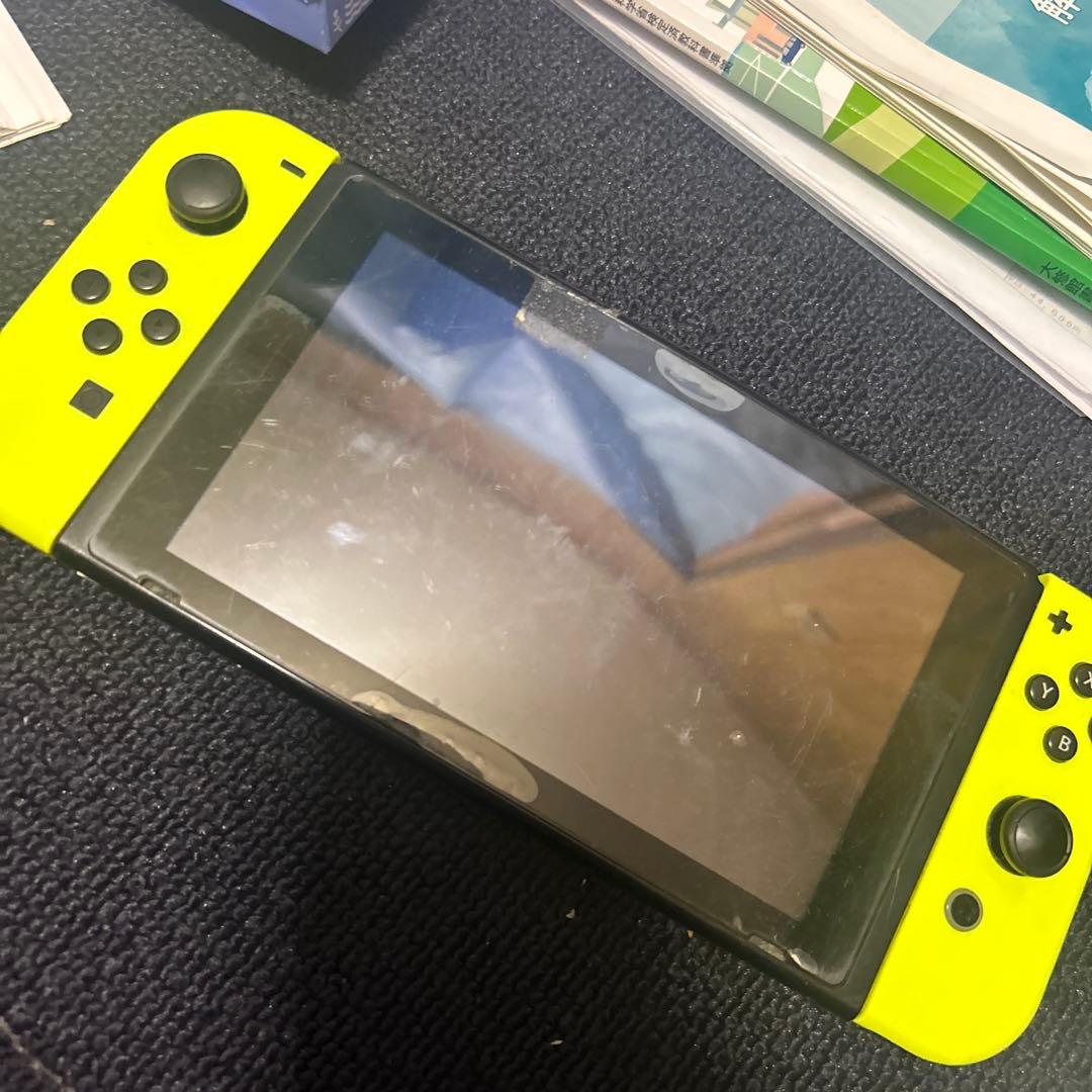 Nintendo Switch 本体 ジョイコン付き4つ壊れたSwitch