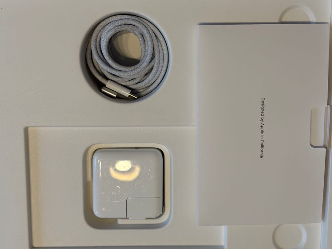 【たるぎうゆ】M2 MacBookAir 13インチ 256GB 8GB