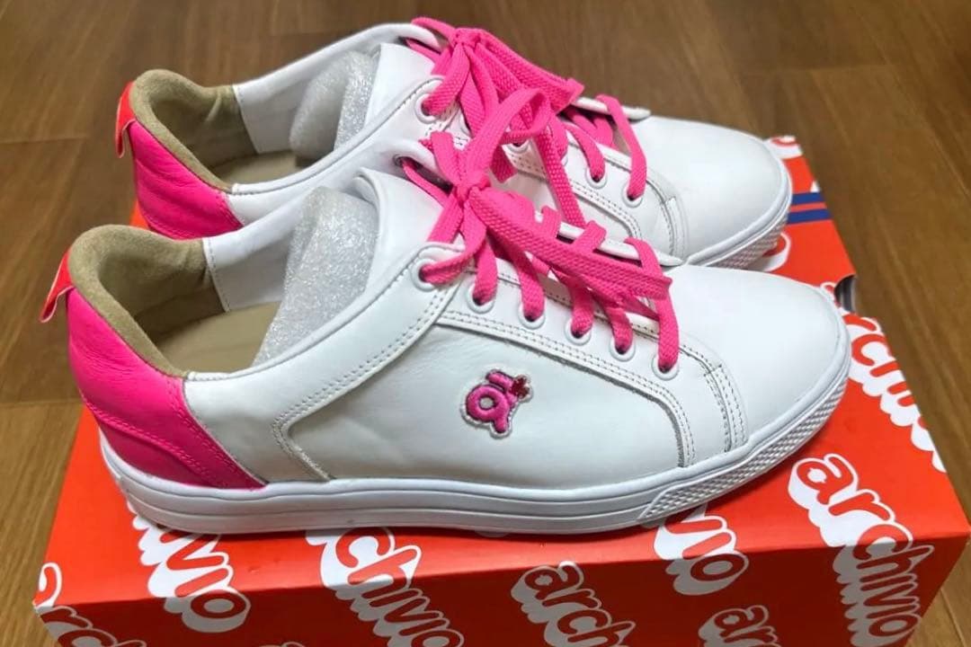 アルチビオゴルフシューズ23センチ