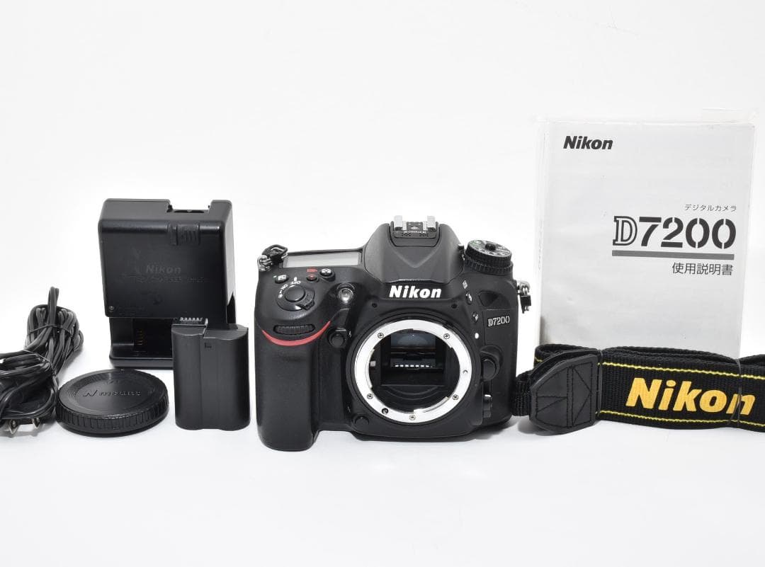 《完動品》 ニコン Nikon D7200 ボディ　取説付き・初期不良補償