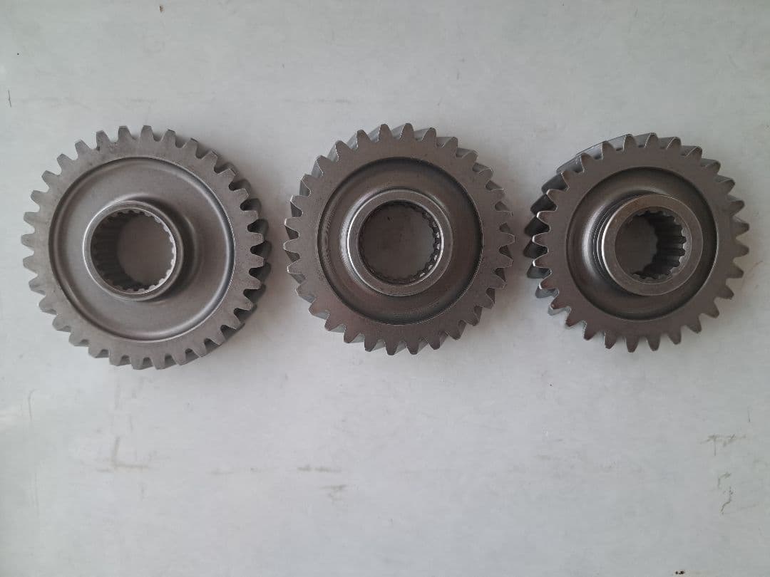 TRDクロスミッション C56•C52用タイプB中古② テスト予選307Km使用