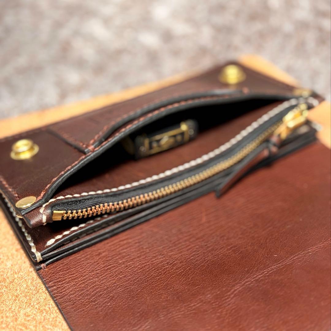 トラッカーウォレットロング3層+1ポケ.牛オイルヌメ.チョコ