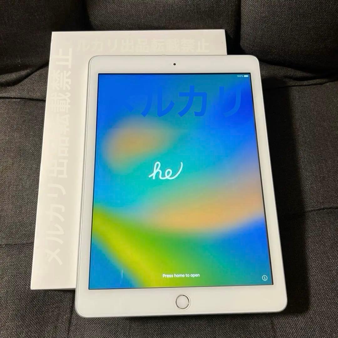 iPad 128GB Wi-Fi 第5世代シルバー美品メルカリ　FP2J2J/A