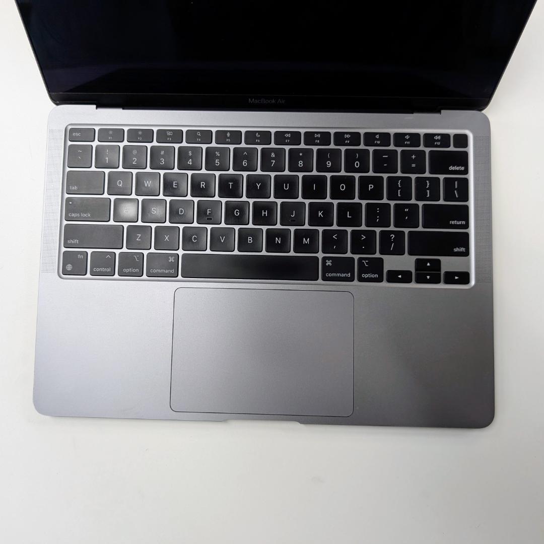 ジャンク品MacBook Air (M1, 2020) A2337 - 画面破損