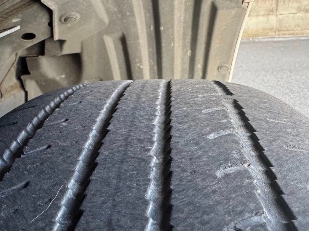 デリカd5 純正　18インチ タイヤホイール　4本セット