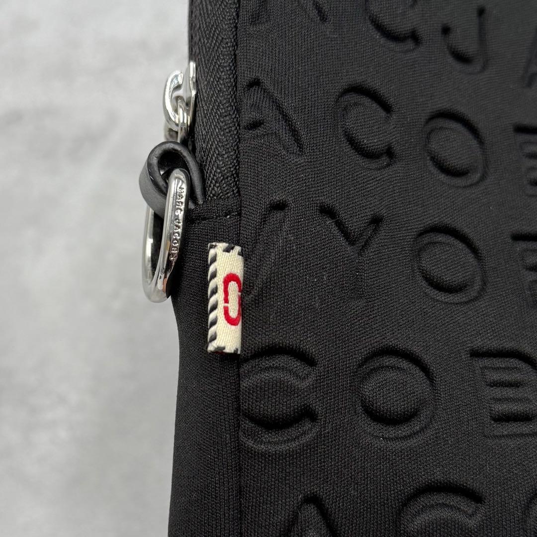 美品✨MARC JACOBS PCケース 2way 総柄 ブラック