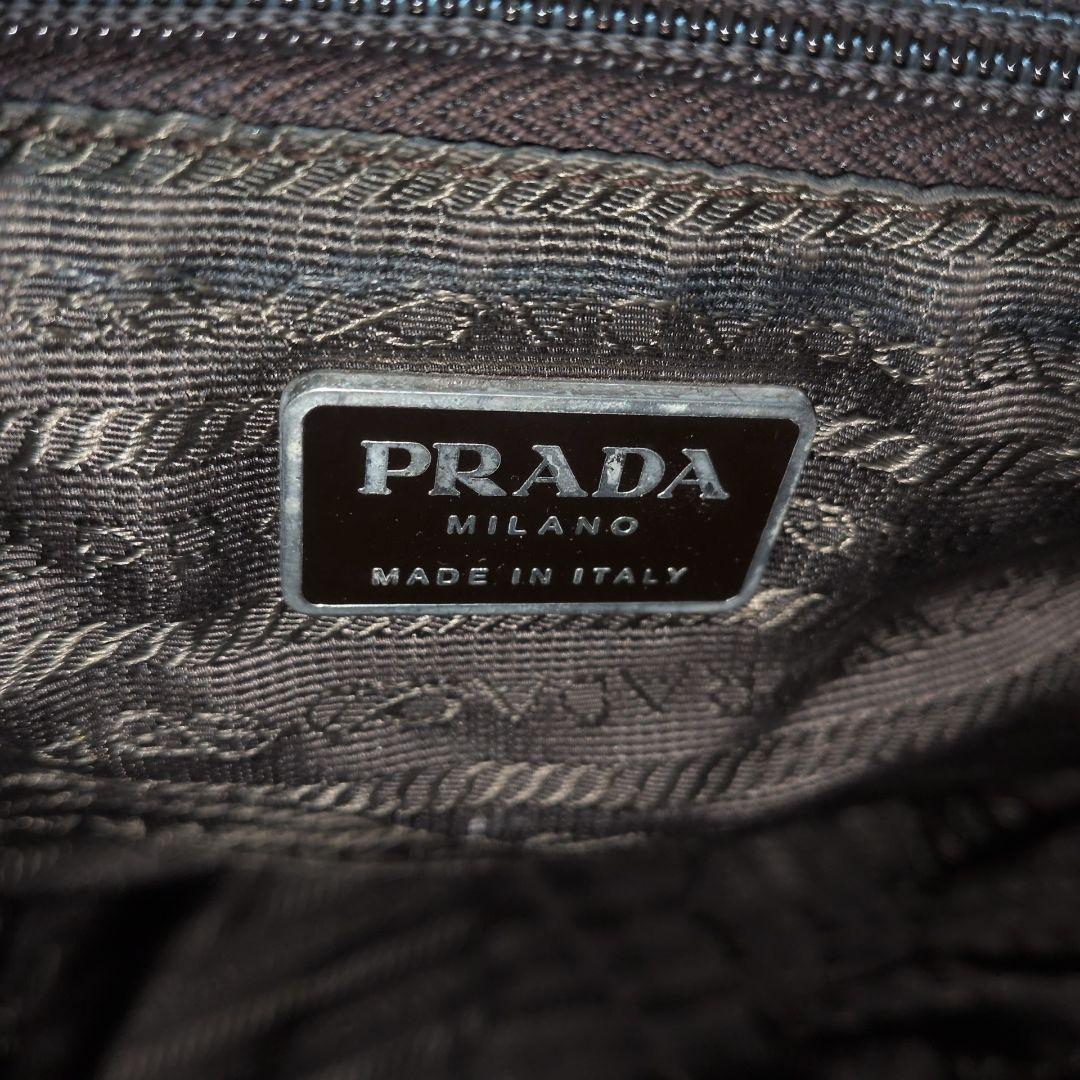 【美品】プラダ リュック バックパック 三角プレート 白タグ ナイロン カーキ