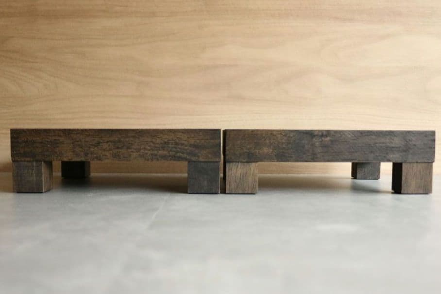 木製スピーカースタンド一対