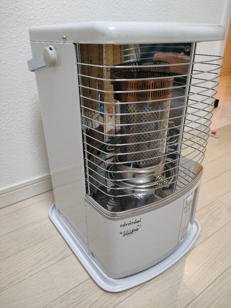 トヨトミ　石油ストーブ　RS-H2924 2024 年製