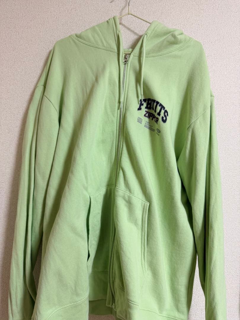 フルーツジッパー櫻井優衣推しアピパーカー