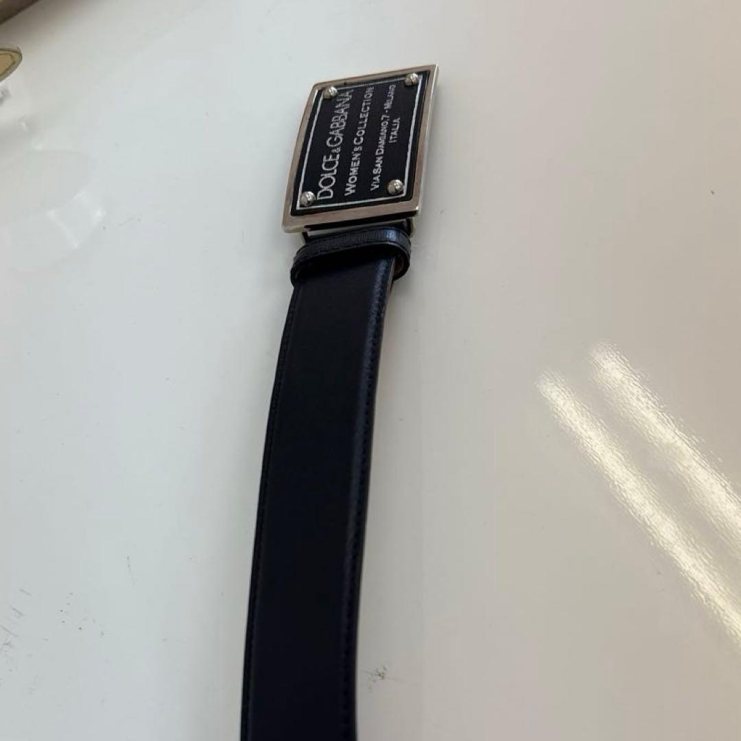 DOLCE & GABBANA ブラックレザーベルト