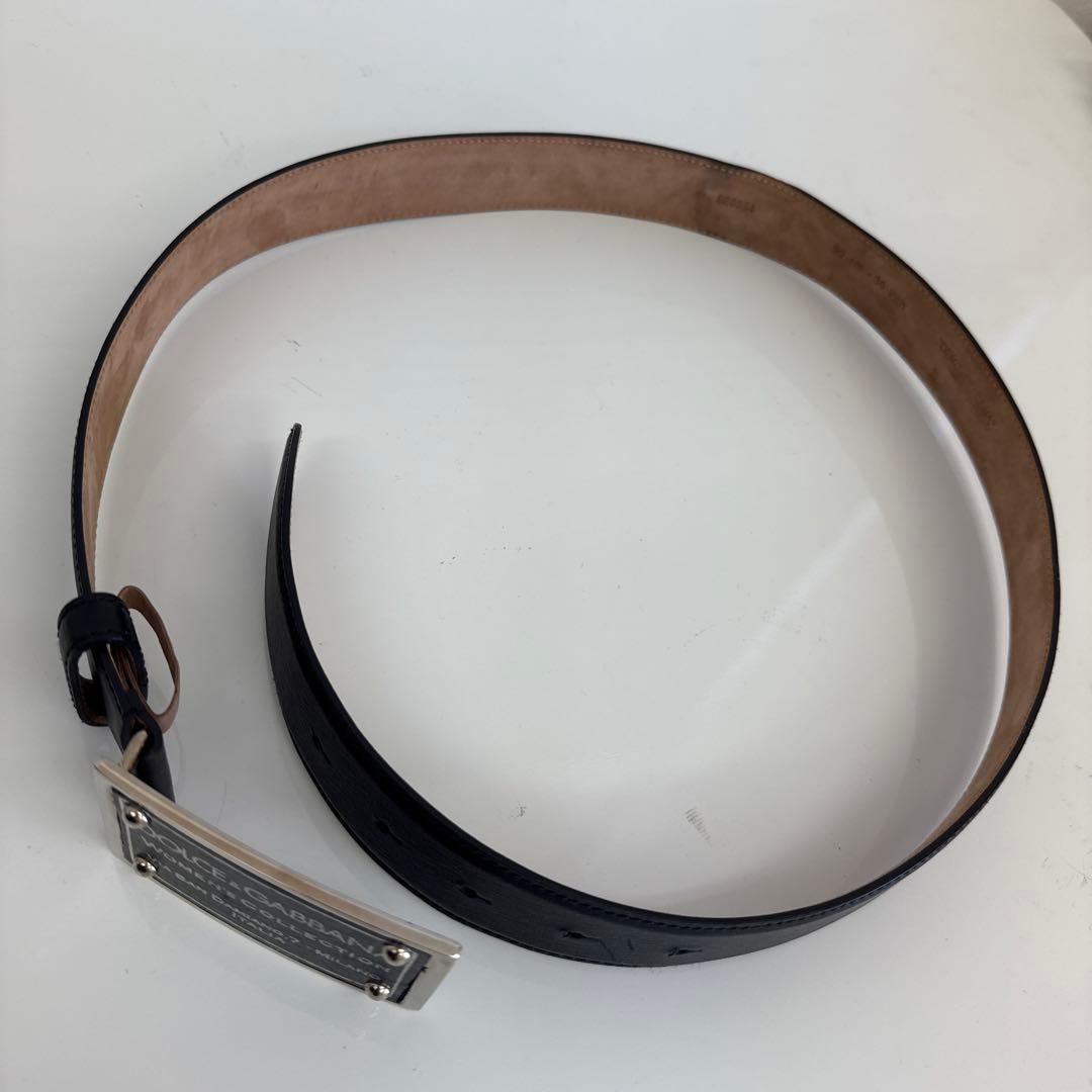 DOLCE & GABBANA ブラックレザーベルト