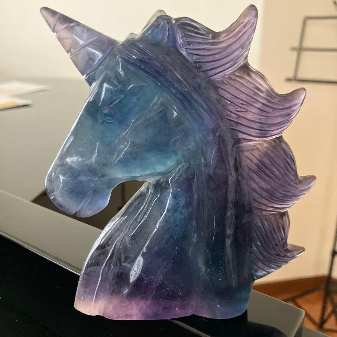 mameruさま専用　美！バイカラーフローライト　ユニコーン　天然石置物