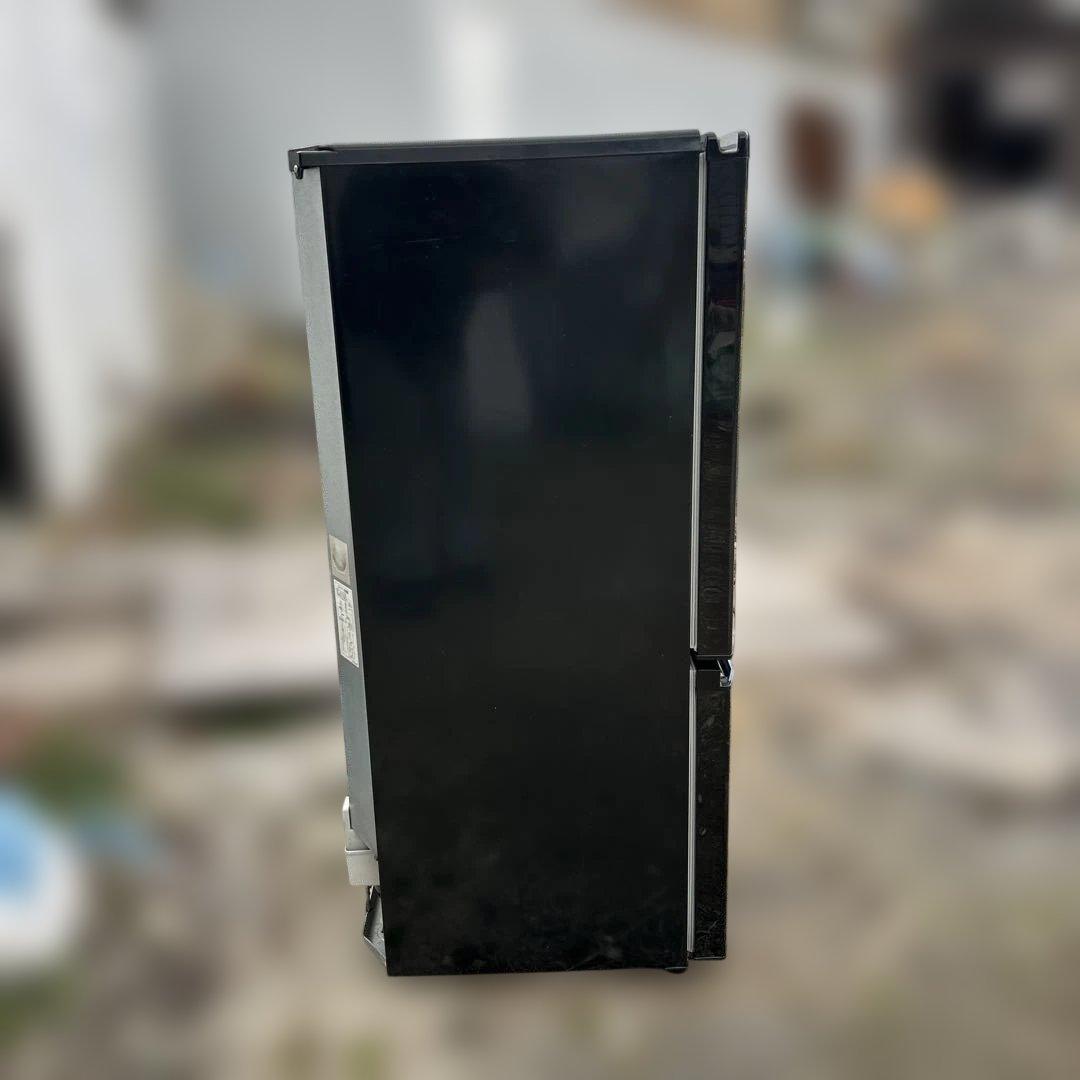 黒 縦型冷蔵庫 ステンレス背面