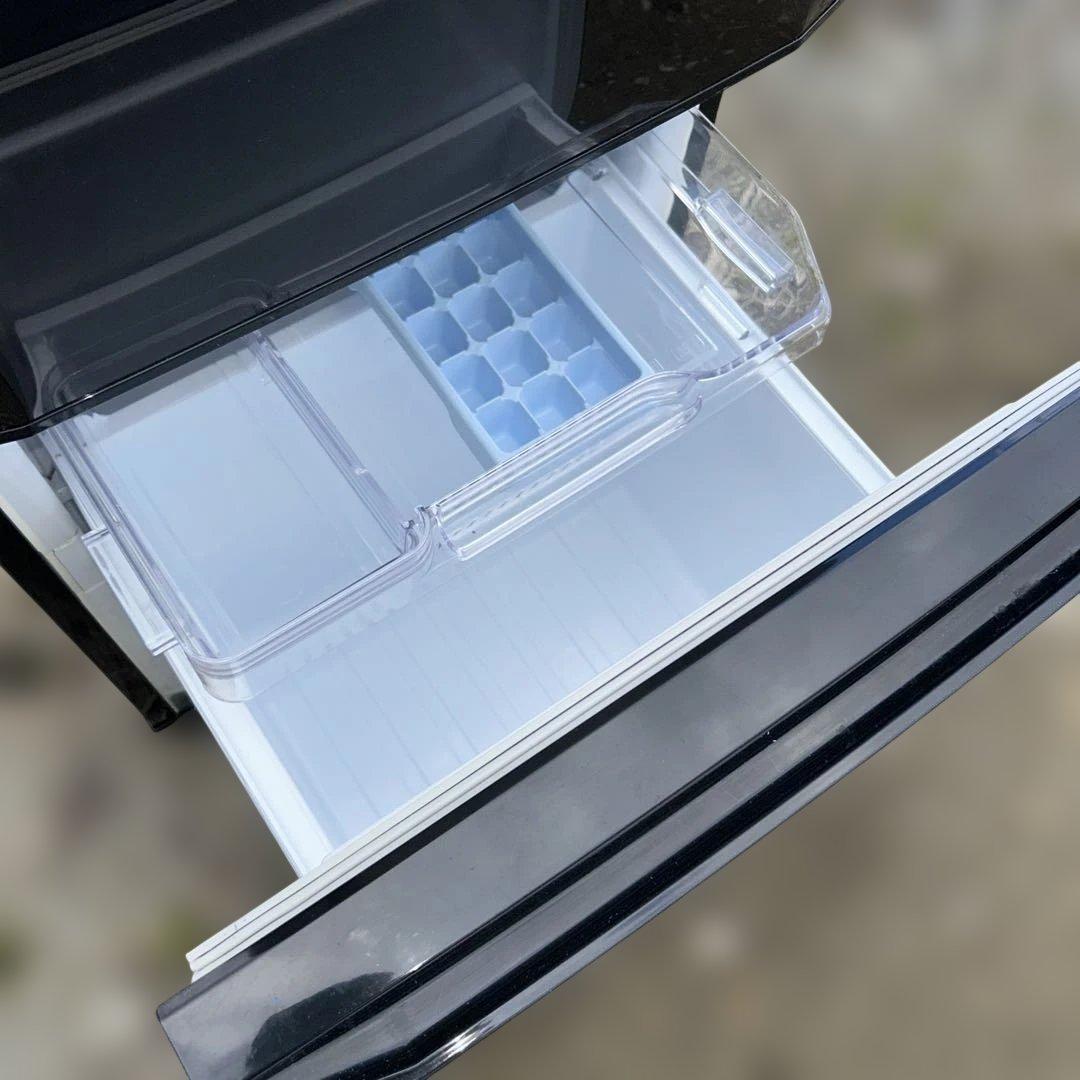 黒 縦型冷蔵庫 ステンレス背面