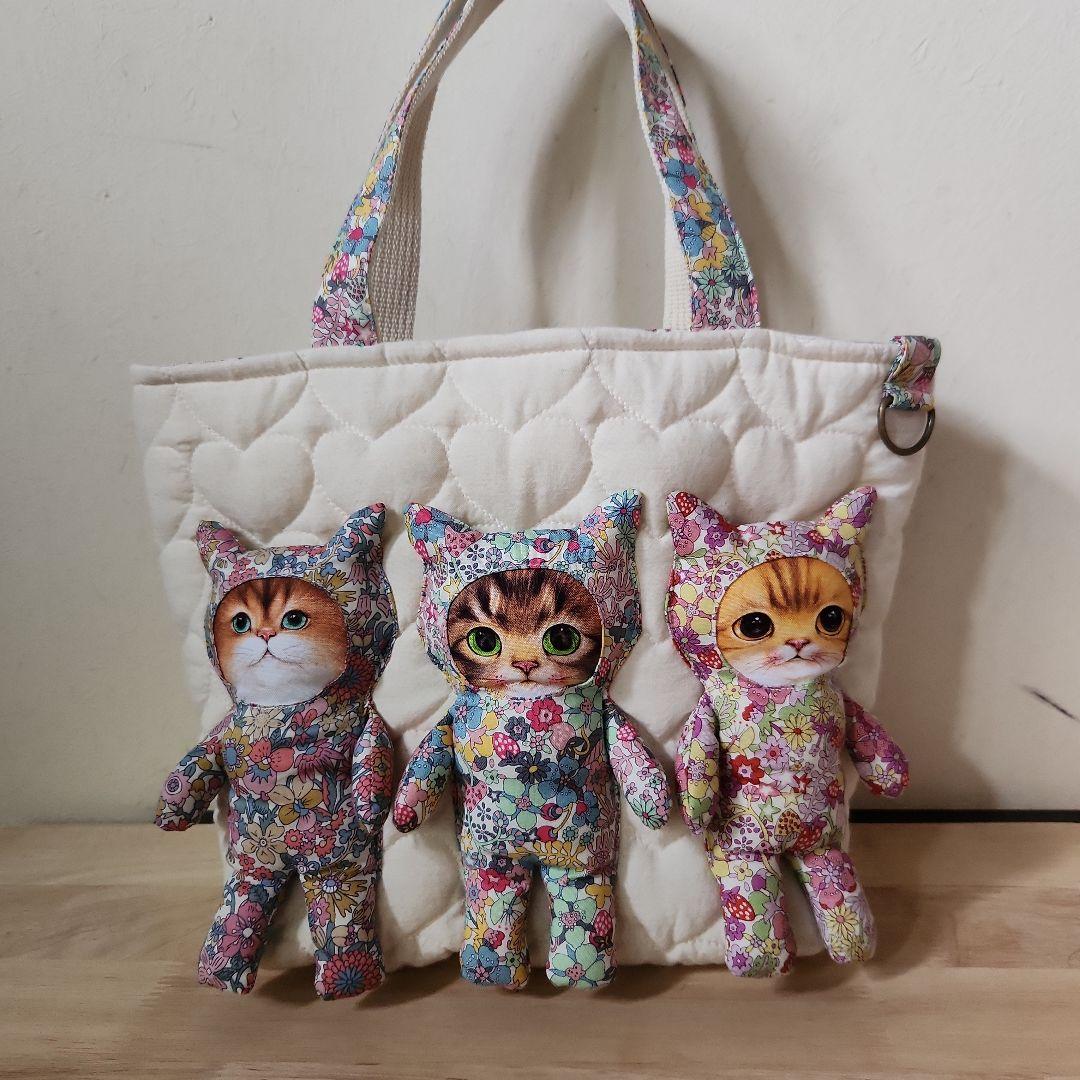 コヤンイサムチョン　着ぐるみにゃんチャーム　ハンドメイド