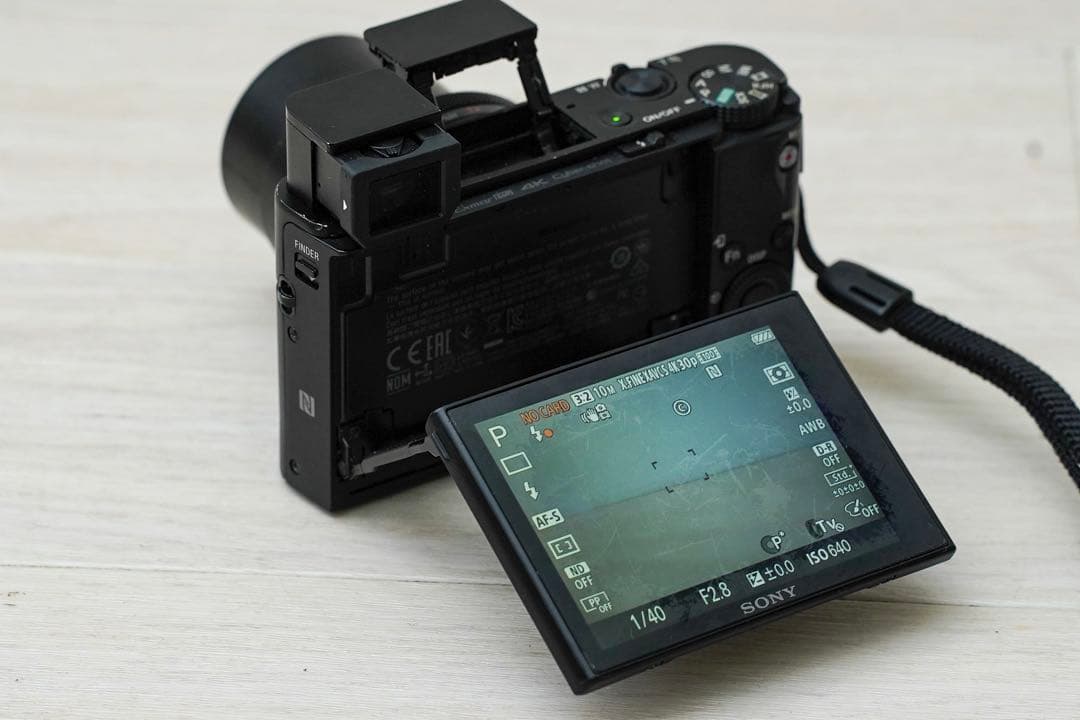 SONY Cyber-shot DSC-RX100M4デジタルカメラオ・マケ多数