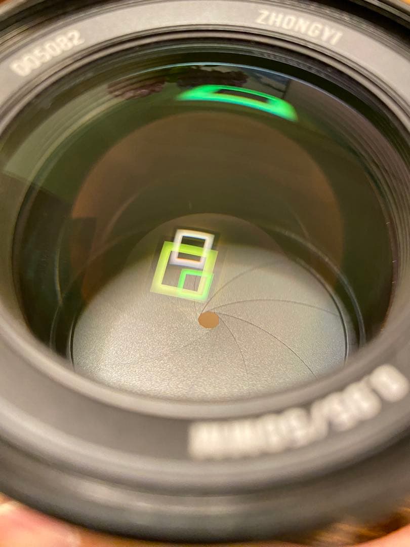 スピードマスター50mm F0.95 Eマウント