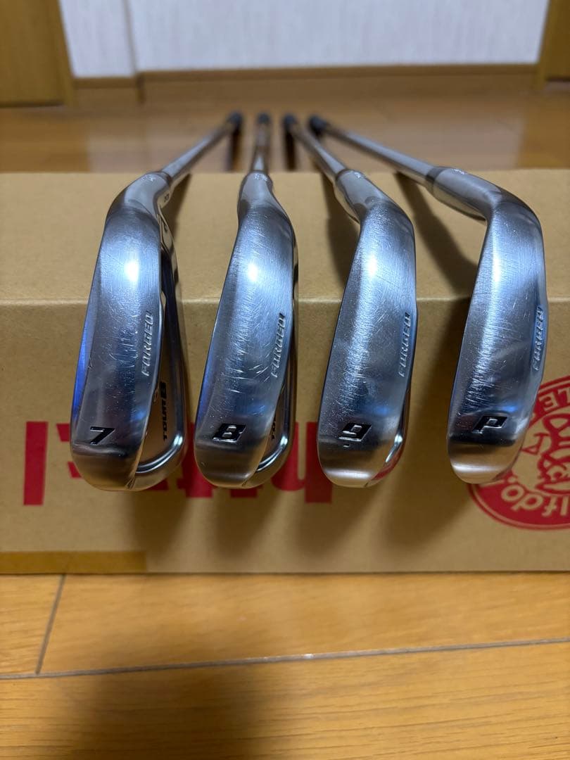 【美品】TOUR-B X-CBアイアン7〜P NS850R シャフト