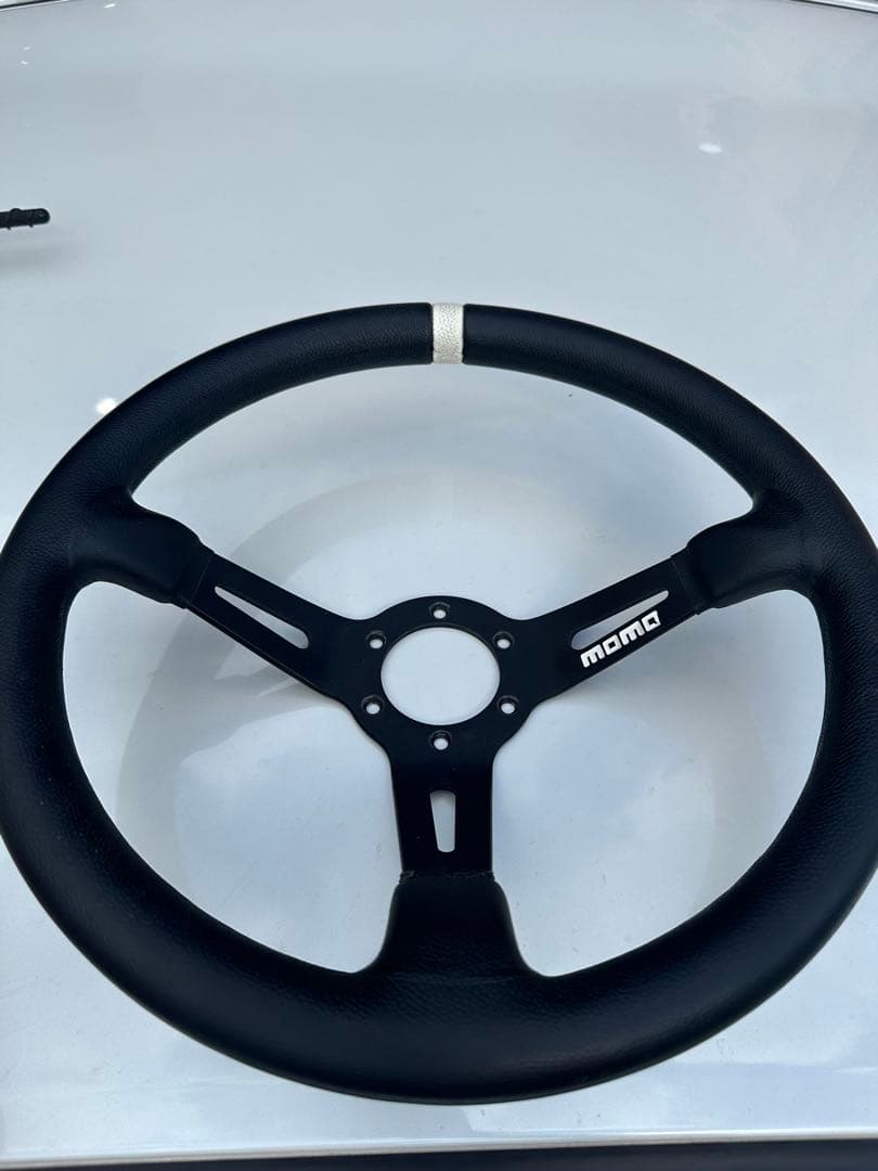 MOMO ステアリング 35π