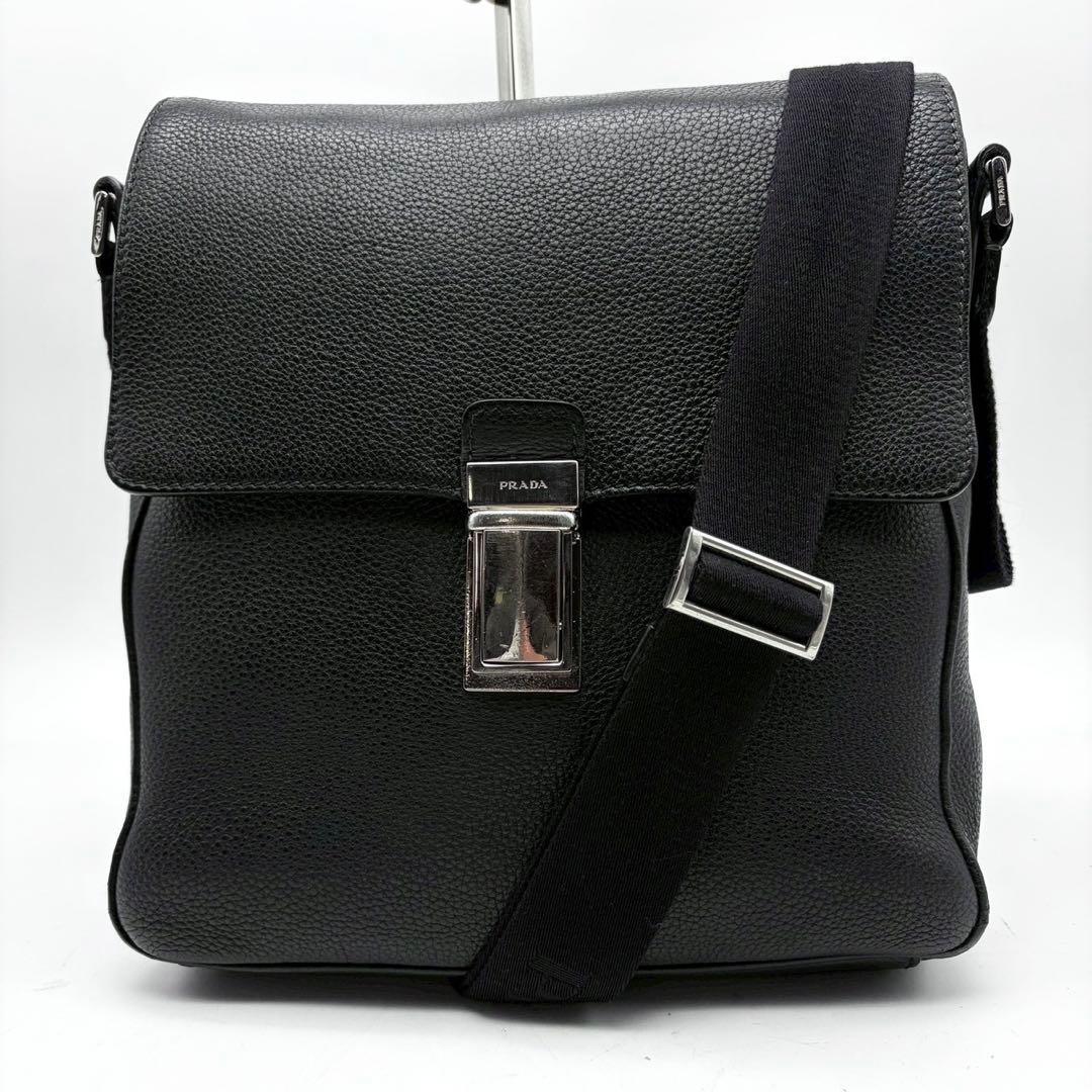 プラダ ショルダーバッグ ヴィッテロ レザー ロック ブラック