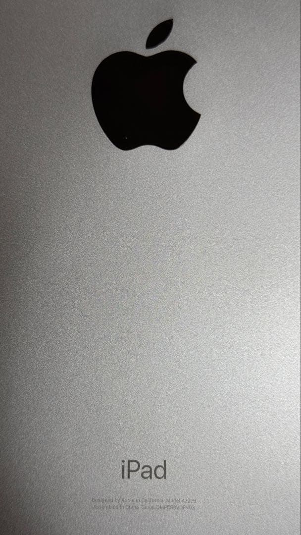 iPad Pro 12.9インチ（第4世代）　A2229 128GB