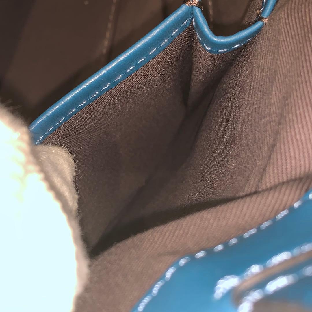 美品✨フジタカ ショッパー トートバッグ レザーロゴ型押し A4可 ブルー