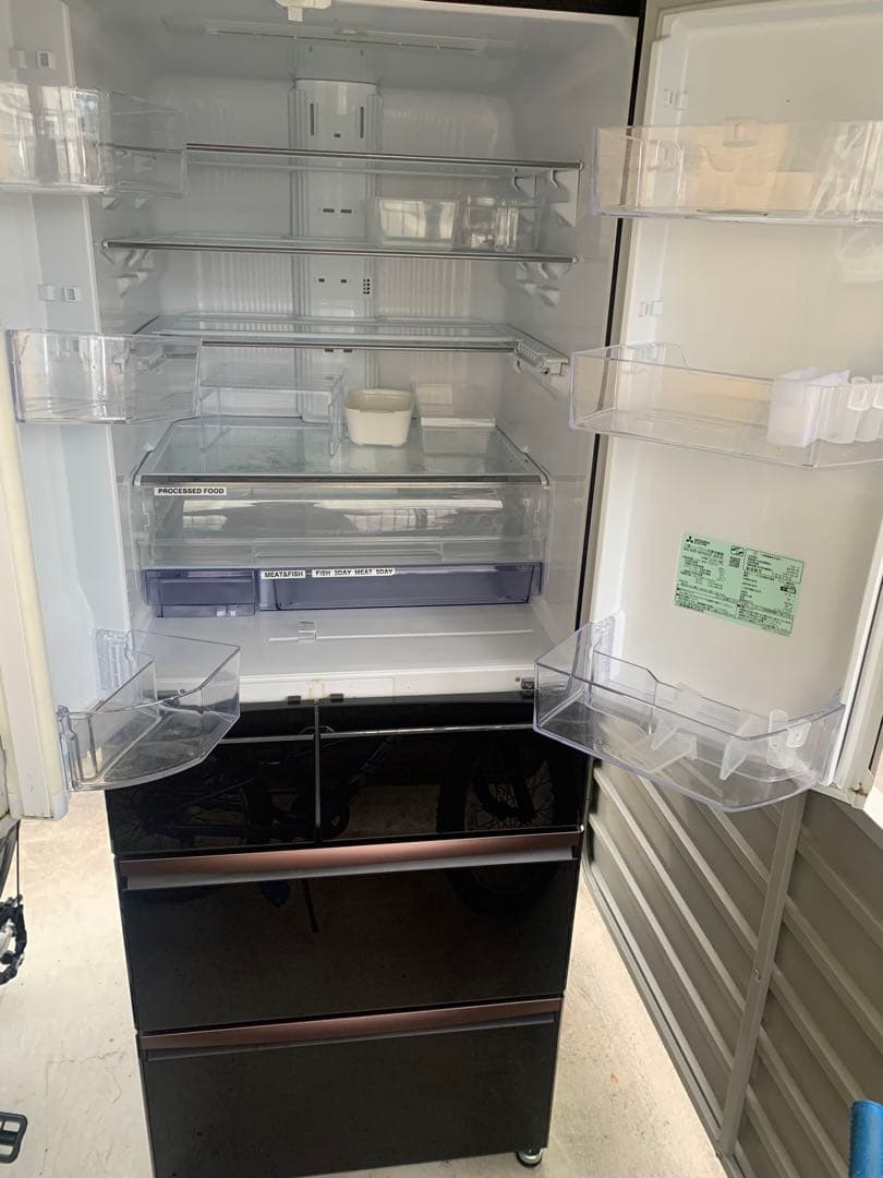 三菱　6ドア冷蔵庫　2020年製　600L　MR-WX60F-BR