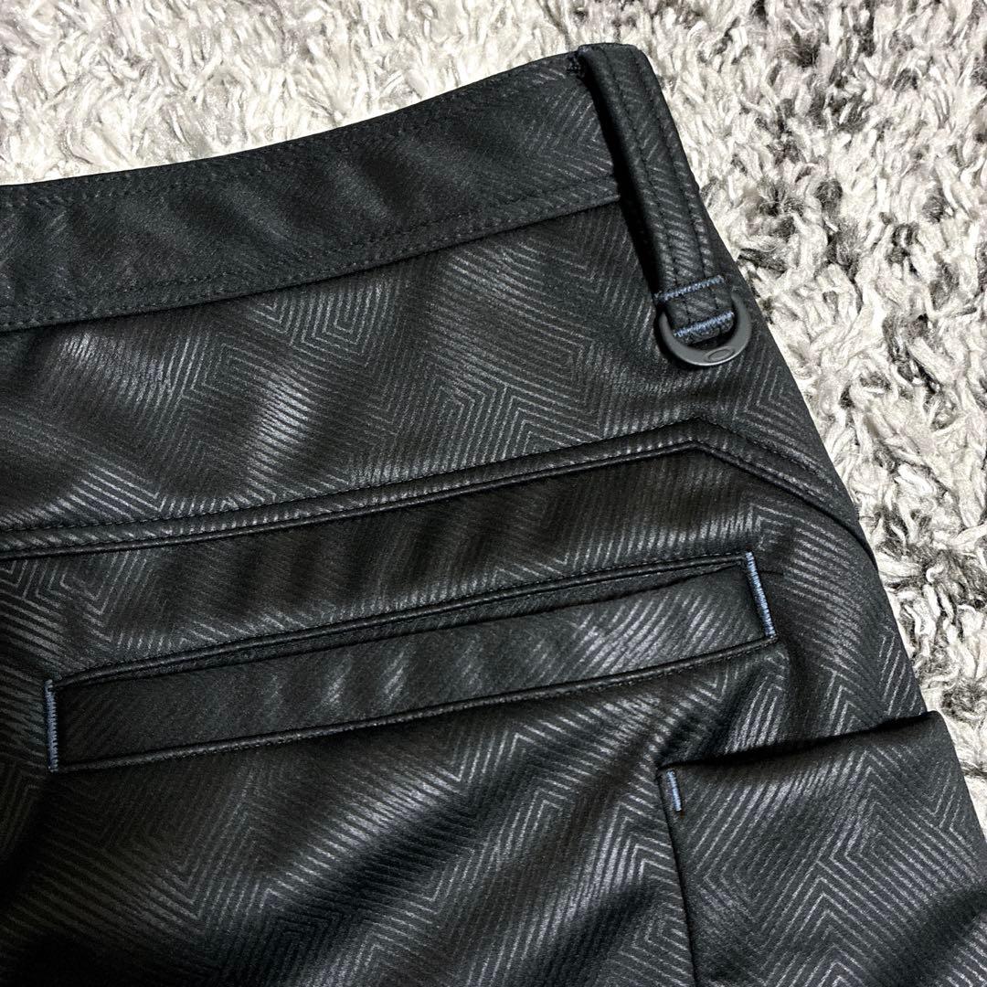 新品未使用　オークリー　メンズ　防水、撥水、防寒　ストレート　ゴルフパンツ　L