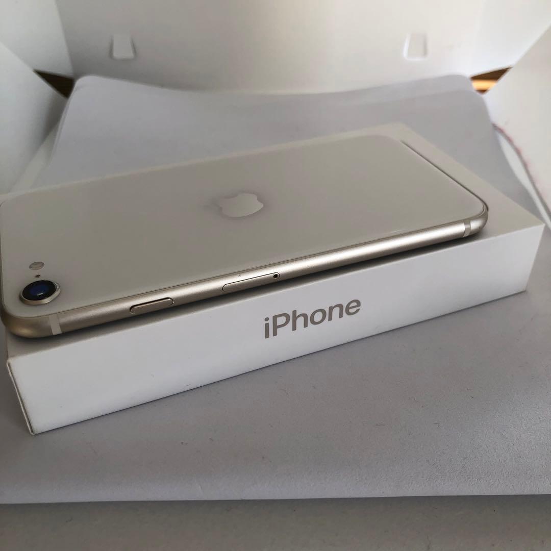 【早い者勝ち】iPhone SE3 128GB SIMフリー 【即発送】