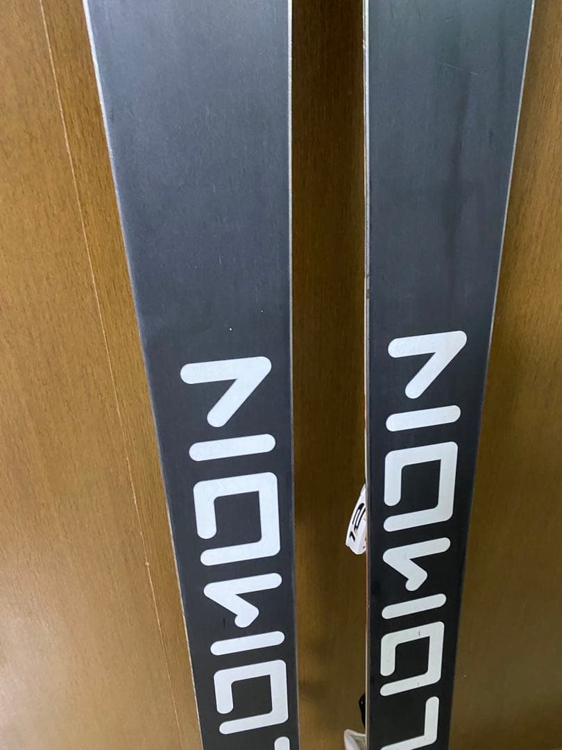 サロモン　ツインチップ　FOIL 174cm フリースタイルスキー　ツインチップ