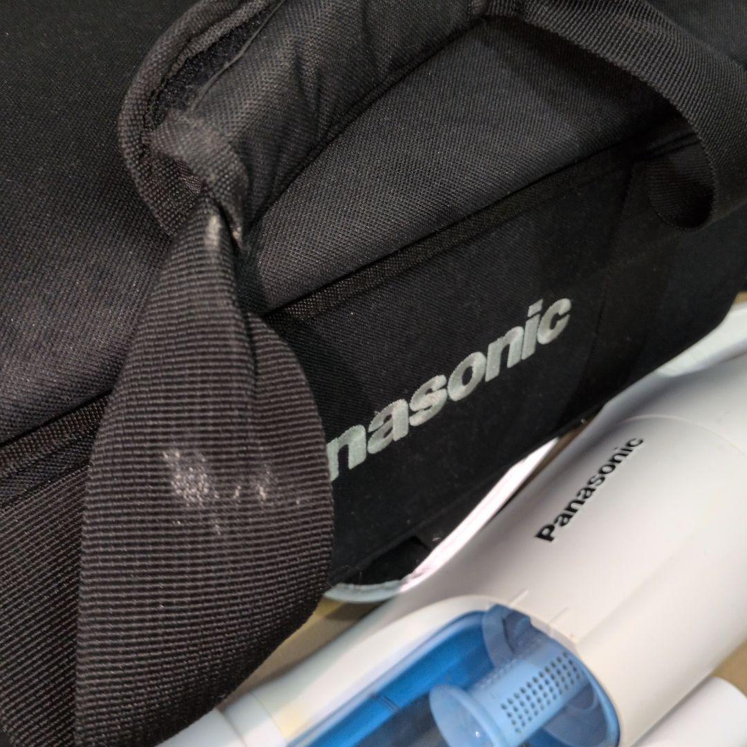 Panasonic サイクロン式クリーナーEZ37A5