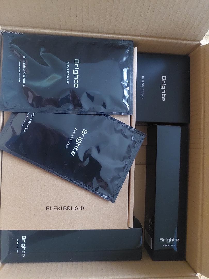ブライトエレキブラシ　「新型」EMS美顔器 Brighte ELEKIBRUSH