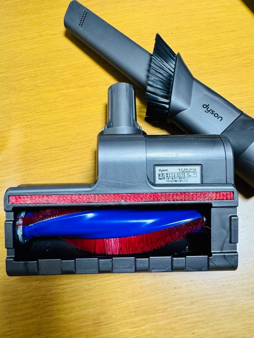 中古品 ダイソン SV19 コードレスクリーナー スタンド(小)付き [34]