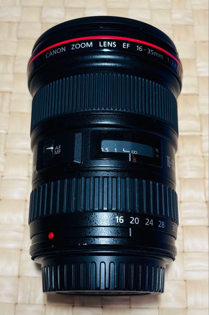 Canon EF 16-35mm f/2.8 L ズームレンズ